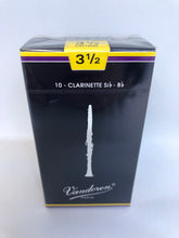 VANDOREN Traditional Bb Clarinet Reeds Box of 10 Reeds ลิ้นบีแฟลตคลาริเน็ต