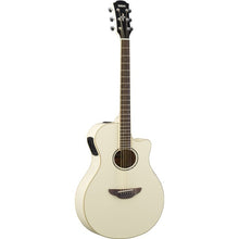 APX600 YAMAHA ELRCTRIC ACOUSTIC
