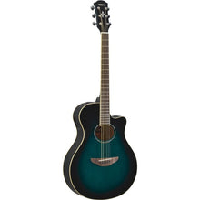 APX600 YAMAHA ELRCTRIC ACOUSTIC