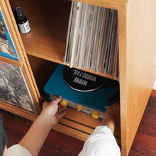 GADHOUSE Hampton Record Console ตู้โชว์แผ่นเสียง