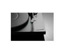 GADHOUSE Mathis Turntable เครื่องเล่นแผ่นเสียง (Pre-order)