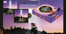 GADHOUSE Gadhouse x Honne Brad Retro Record Player Exclusive Set เครื่องเล่นแผ่นเสียงรุ่นพิเศษ (Pre-order)